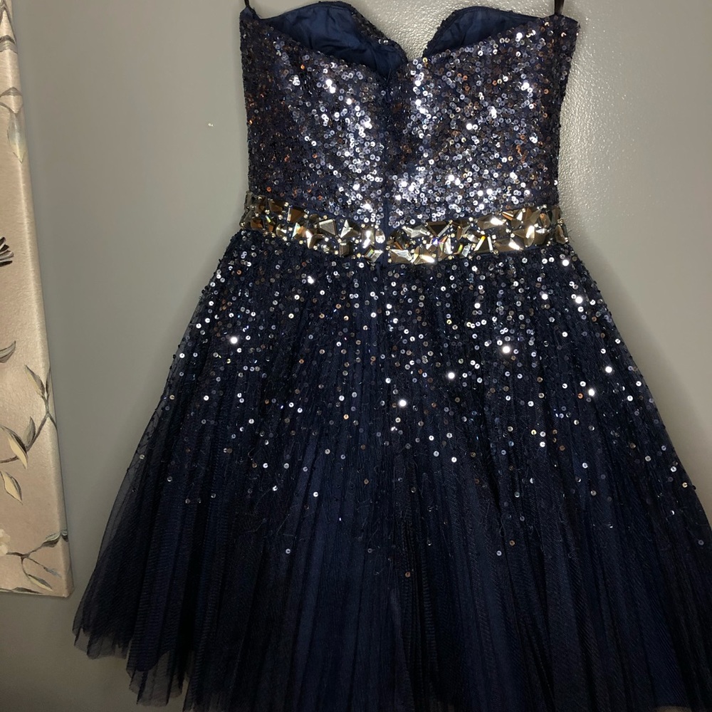 Sherri Hill Sweetheart Short Cupcake Formal Dress